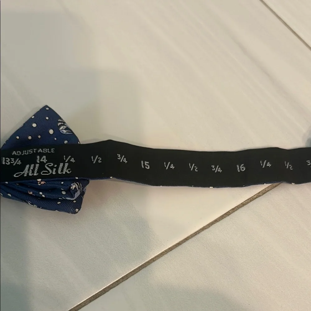 Vineyard Vines Kids Blue Bow Tie with Nautical Motif